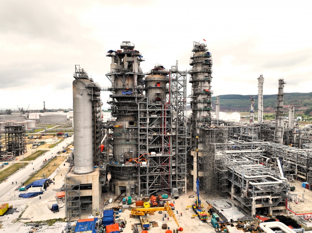 Nghi Son petrochemical refinery has completed 70% of the first overall maintenance progress
